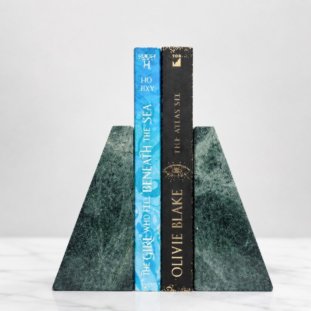 Classic Bookend