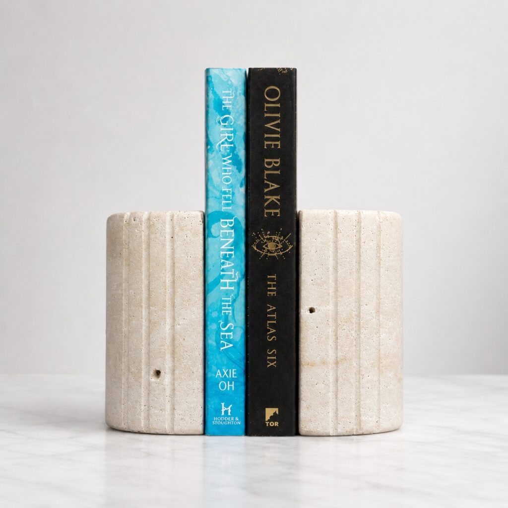 Bookend with 3 Lines