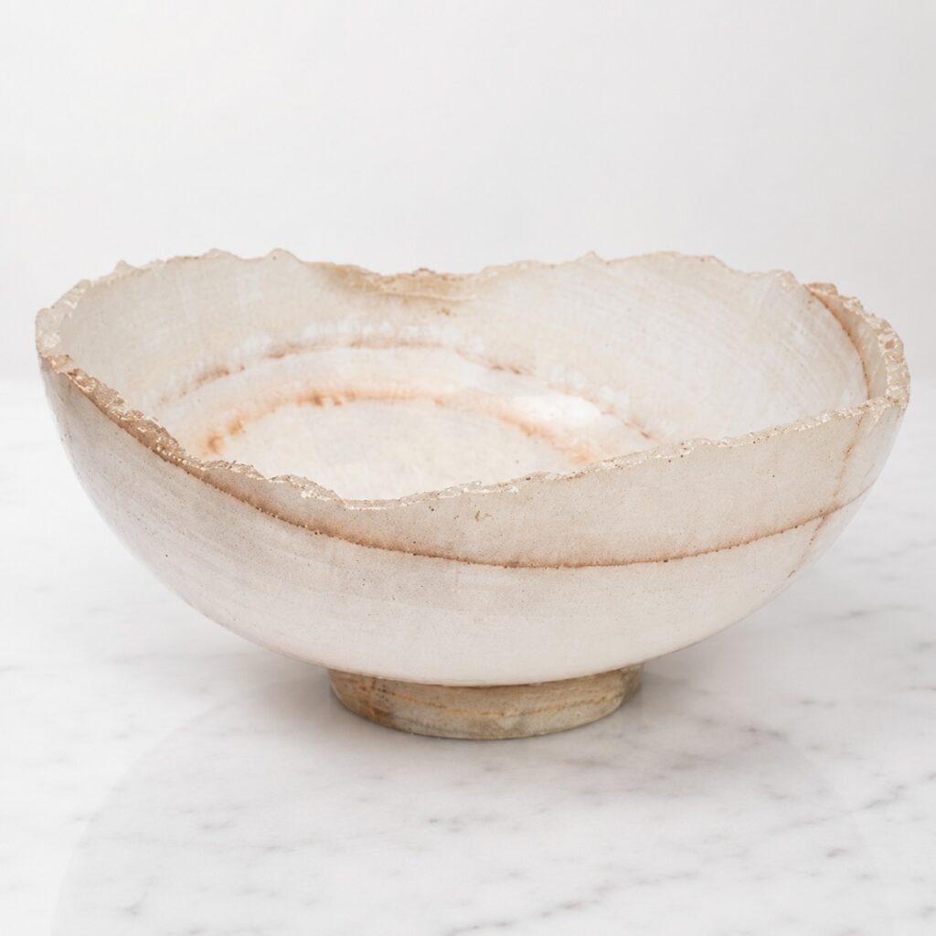 Edge-Cut Bowl